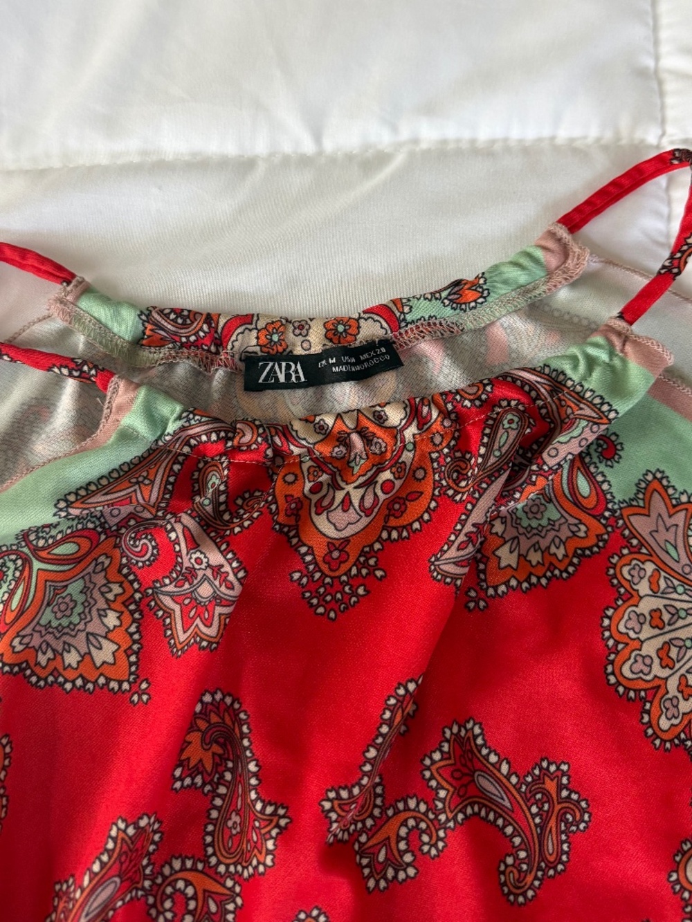 Zara Sleeveless Flowy Top